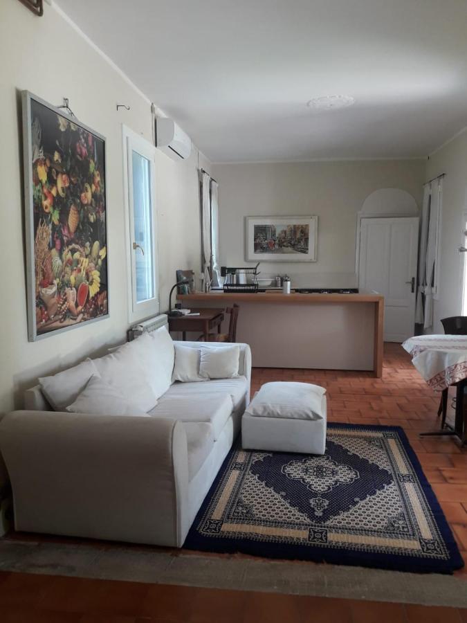 Tenuta Crescentini-Vallemura ,Appartamenti Con Entrata Indipendente ซานโดนาดิเพียเว ภายนอก รูปภาพ