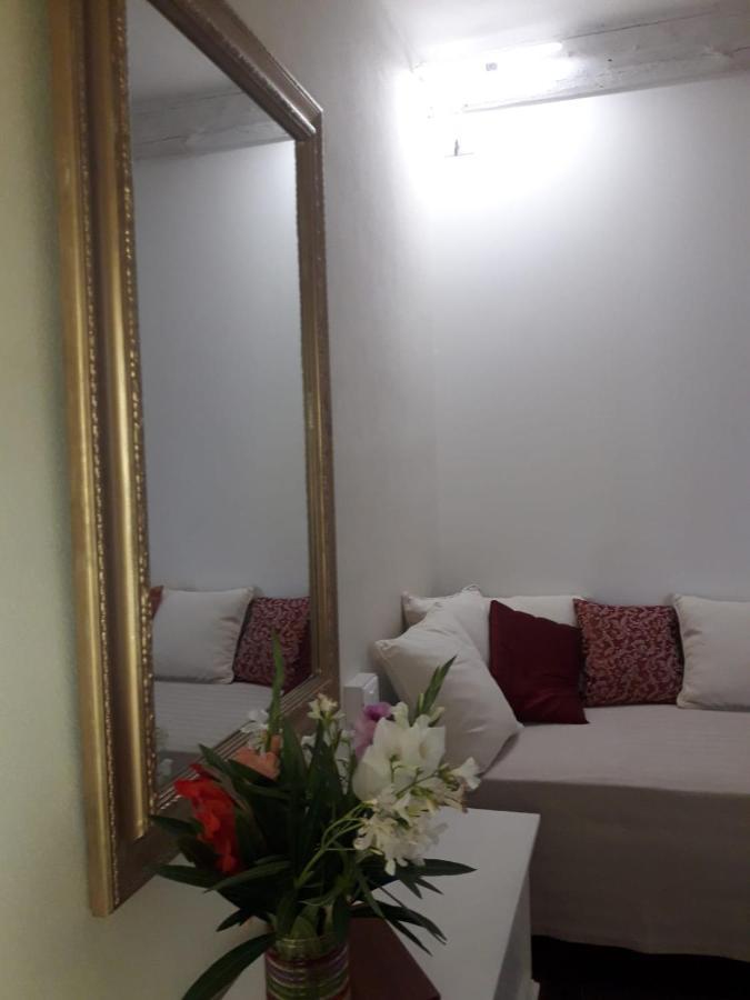 Tenuta Crescentini-Vallemura ,Appartamenti Con Entrata Indipendente ซานโดนาดิเพียเว ภายนอก รูปภาพ