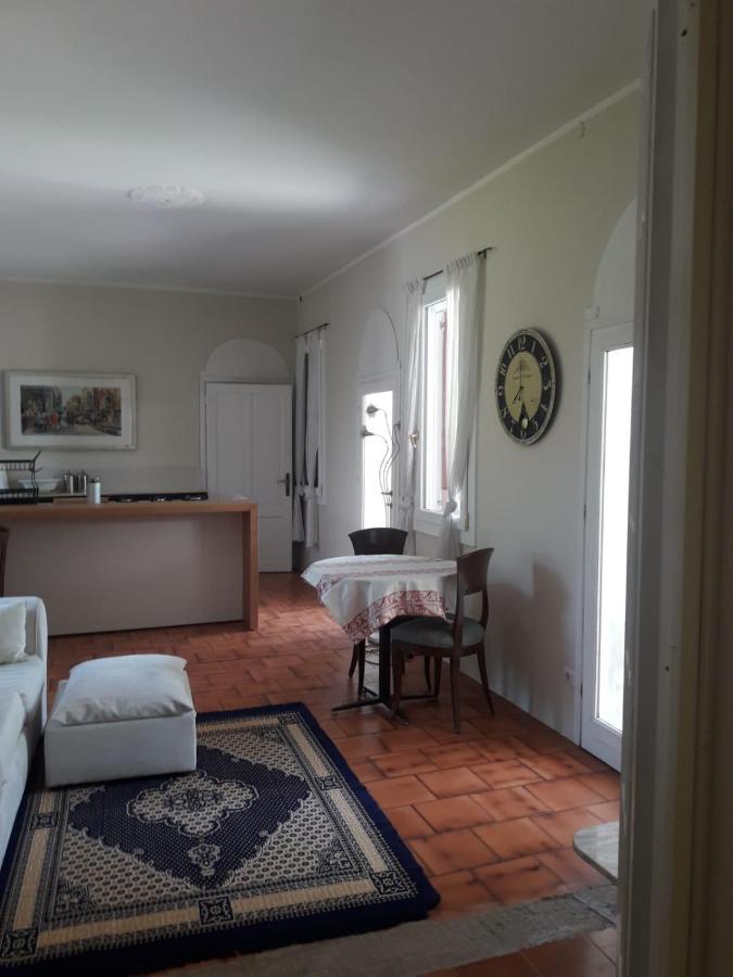 Tenuta Crescentini-Vallemura ,Appartamenti Con Entrata Indipendente ซานโดนาดิเพียเว ภายนอก รูปภาพ