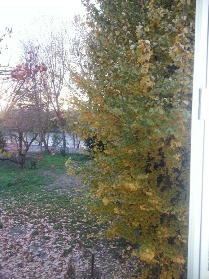 Tenuta Crescentini-Vallemura ,Appartamenti Con Entrata Indipendente ซานโดนาดิเพียเว ภายนอก รูปภาพ