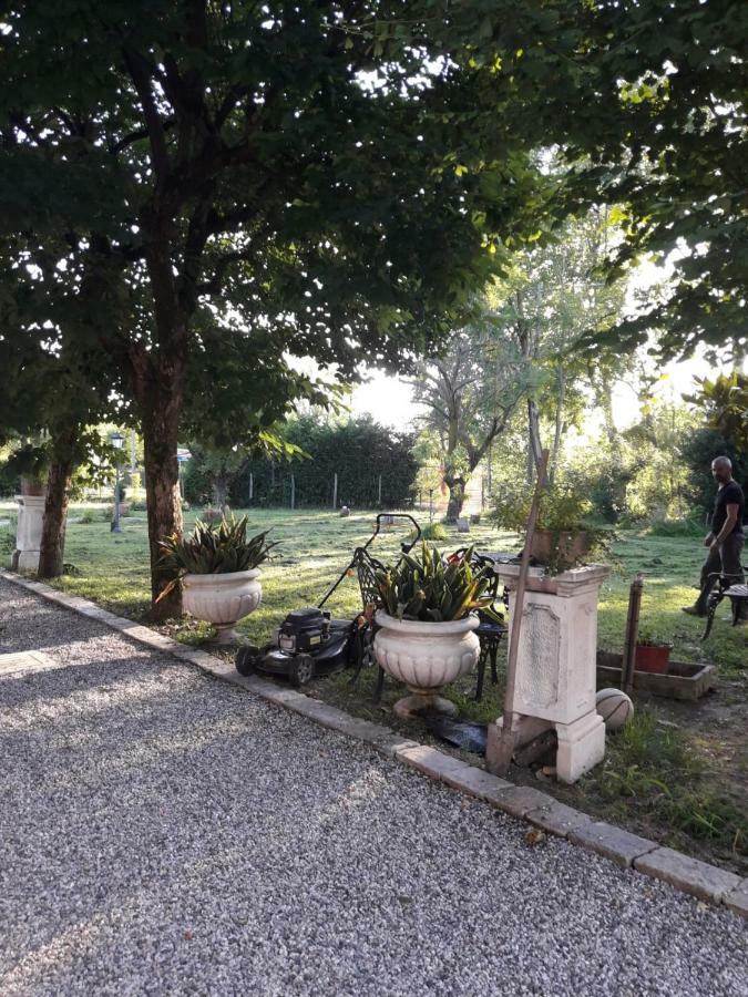 Tenuta Crescentini-Vallemura ,Appartamenti Con Entrata Indipendente ซานโดนาดิเพียเว ภายนอก รูปภาพ